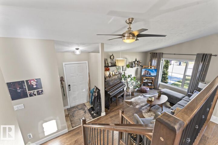 Property Photo:  1211 10 Street  AB T9M 1J6 
