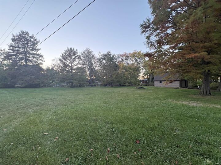 Property Photo:  5935 N 1195 E  IN 46776 