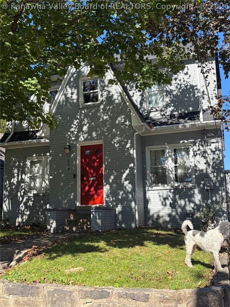 Property Photo: 509 Superior Avenue WV 25303