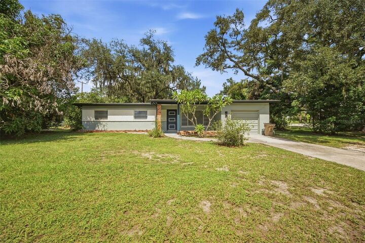 Property Photo:  314 Deer Park Avenue  FL 33617 