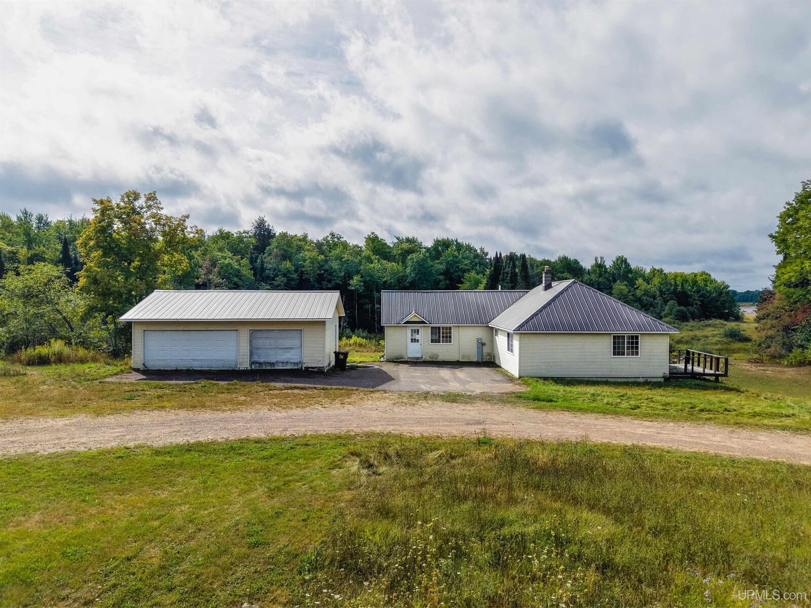 Property Photo:  5343 E M94 Highway  MI 49862 