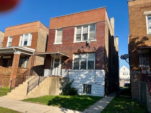 Property Photo:  4920 W 24th Place  IL 60804 