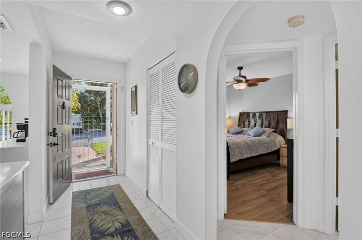 Property Photo: 267 Deerwood Circle 2 FL 34113