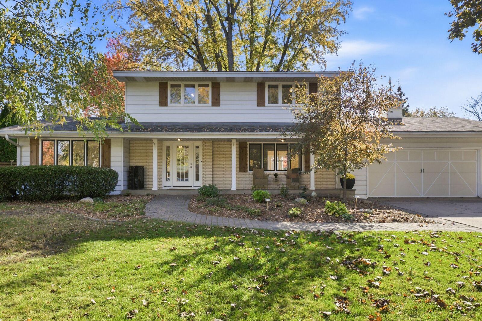 Property Photo: 1851 Heritage Lane MN 55112