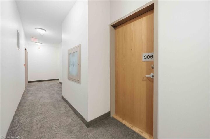 Property Photo:  44 Bond Street W 306  ON L1G 6R2 