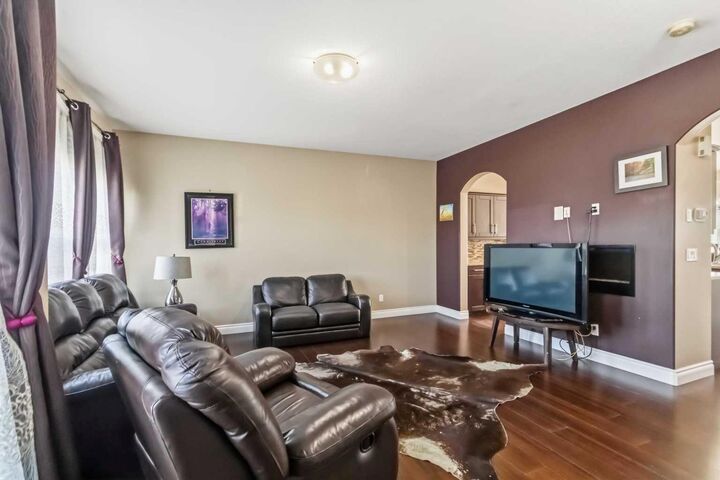 Property Photo:  300 Sparrow Hawk Drive 3  AB T9K 0L3 