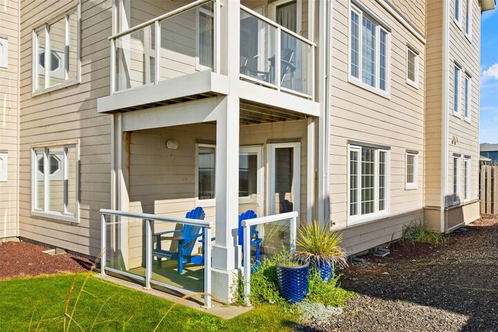 Property Photo: 1600 W Ocean Avenue 111 WA 98595