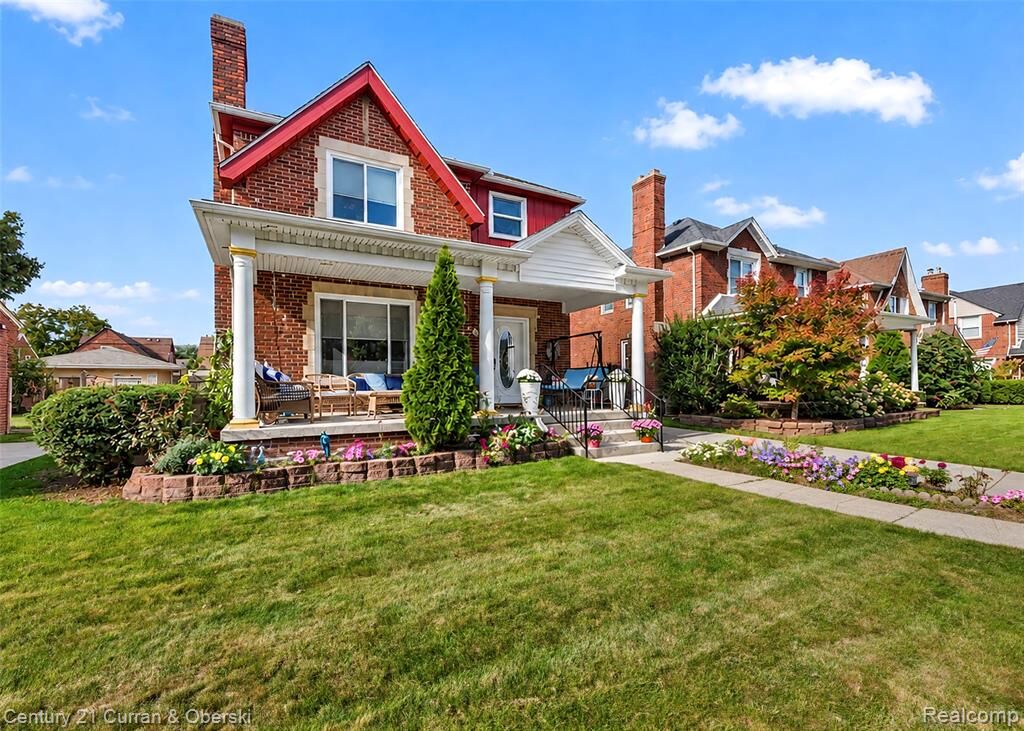 Property Photo:  6555 Oakman Boulevard  MI 48126 