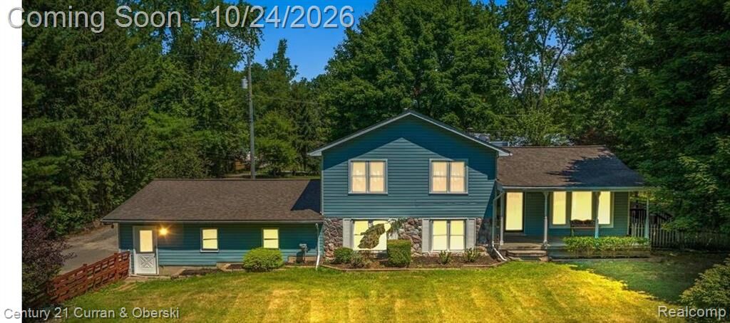 Property Photo:  4651 Cooley Lake Road  MI 48383 