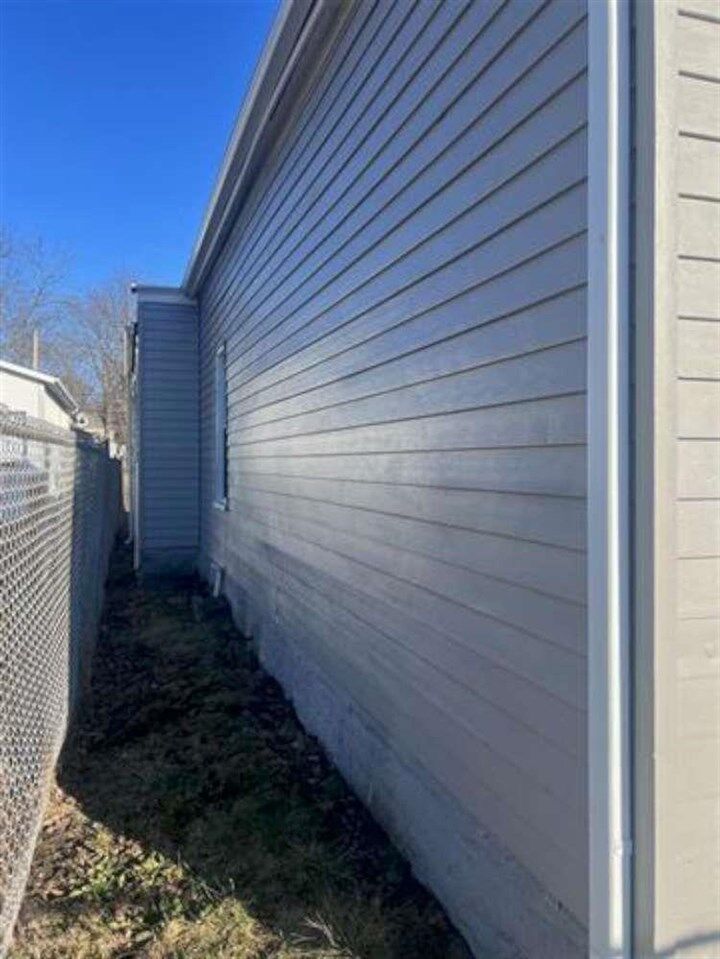 Property Photo:  333 S 9th  IN 47374 