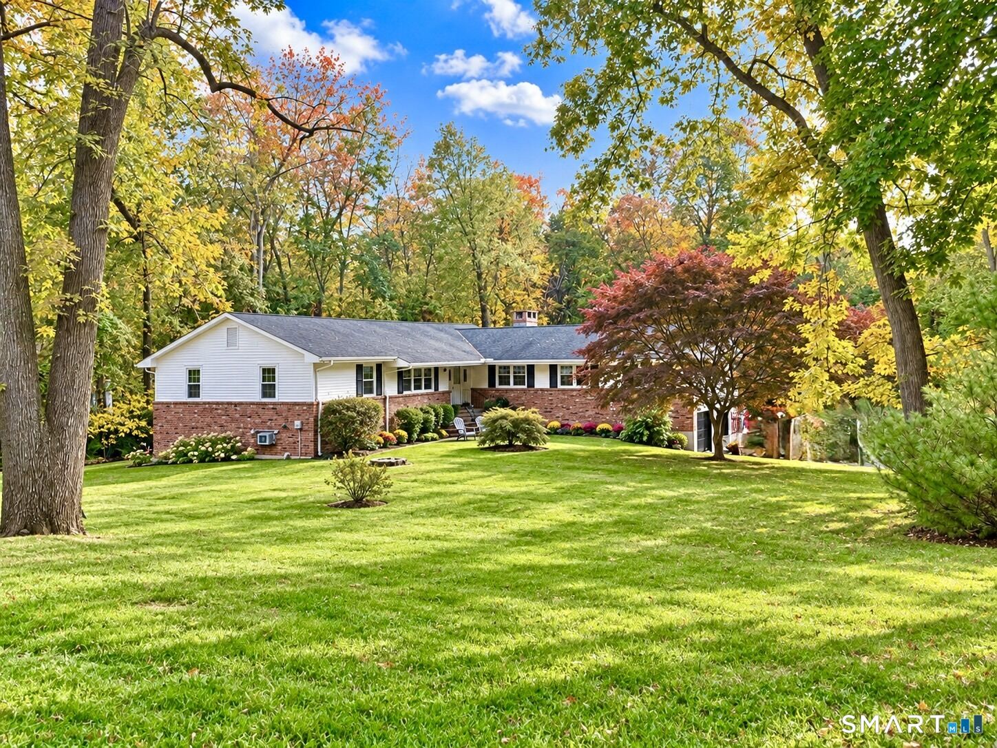 Property Photo:  11 Joan Road  CT 06905 