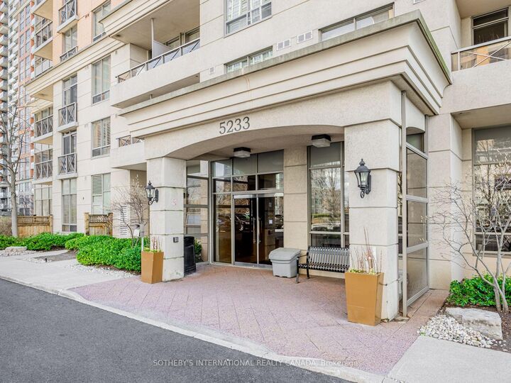 Property Photo:  5233 Dundas Street W 127  ON M9B 6M1 