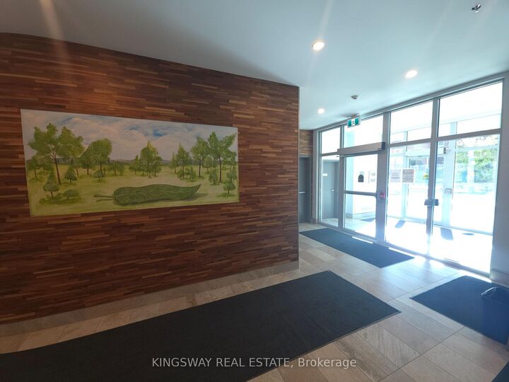Property Photo:  250 Albert Street 311  ON N2L 0H5 