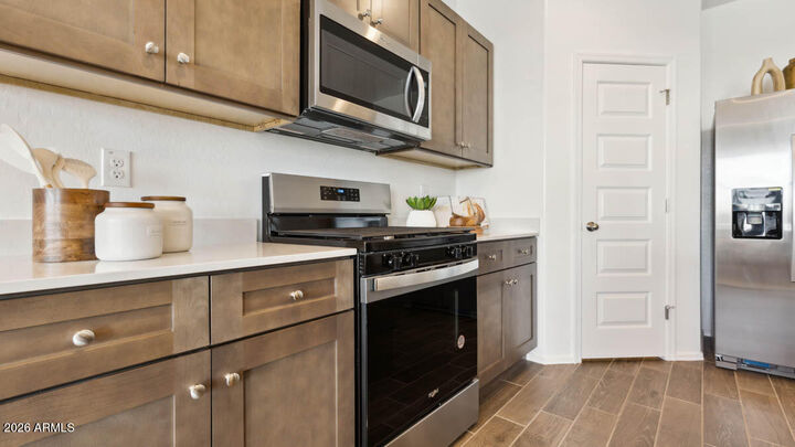 Property Photo:  1527 E Fletcher Drive  AZ 85122 