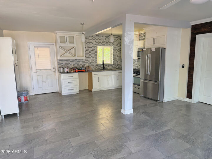 Property Photo:  15 E Carol Avenue  AZ 85020 