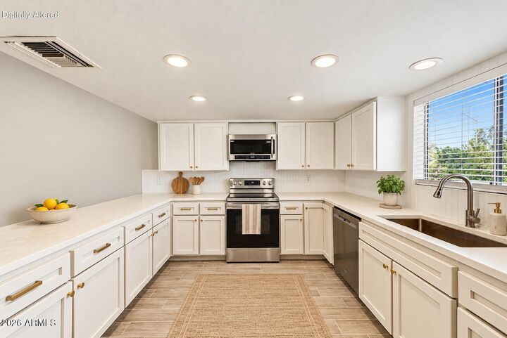 Property Photo:  3112 E Gable Circle  AZ 85204 