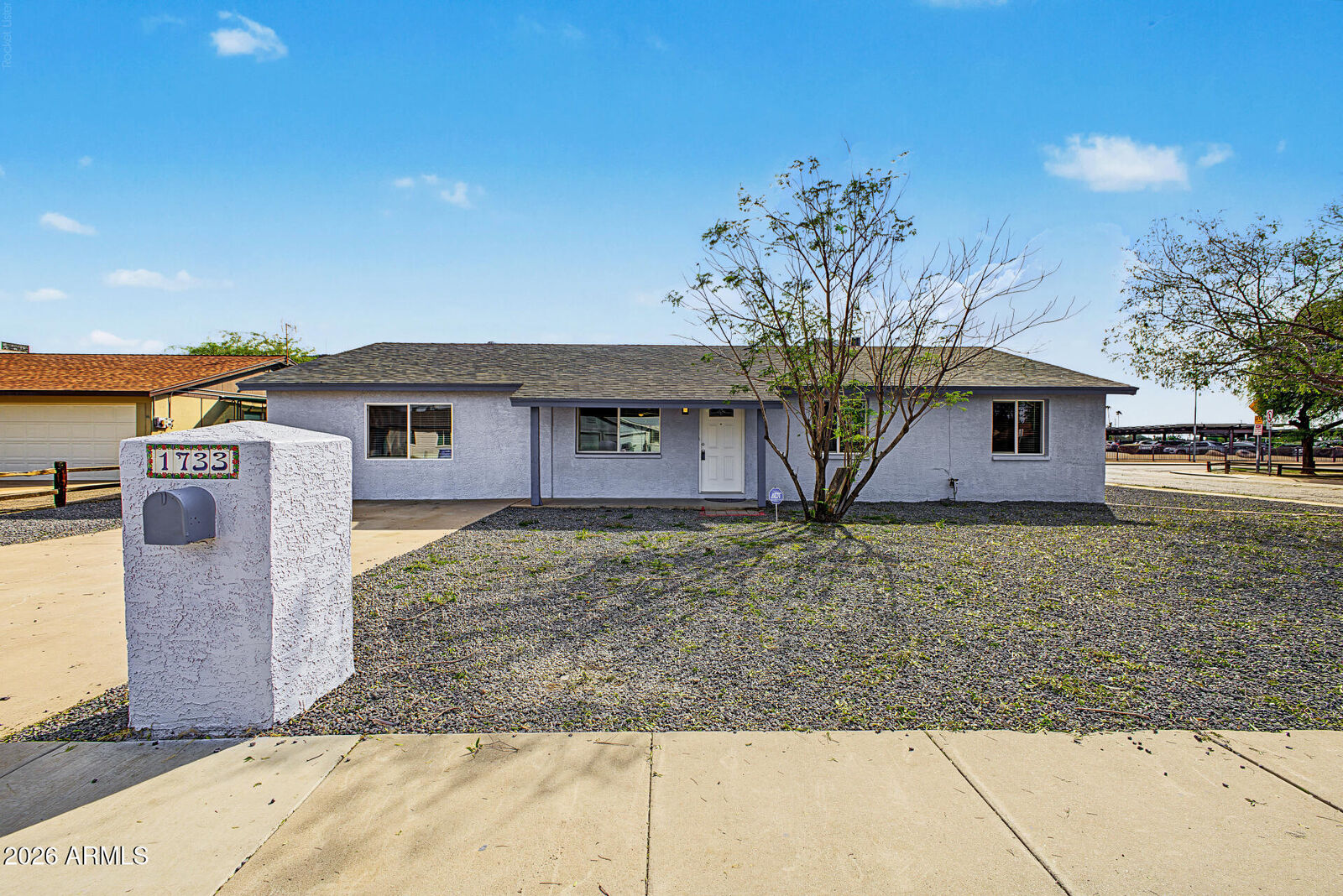 Property Photo:  1733 W Voltaire Avenue  AZ 85029 