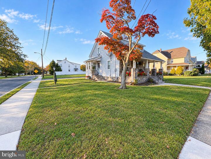 Property Photo:  1917 Kings Highway  NJ 08085 