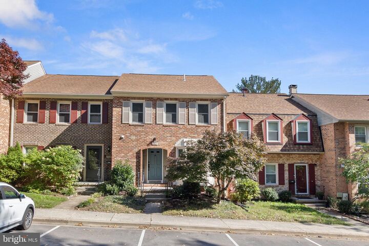 Property Photo:  7607 Heatherton Lane  MD 20854 