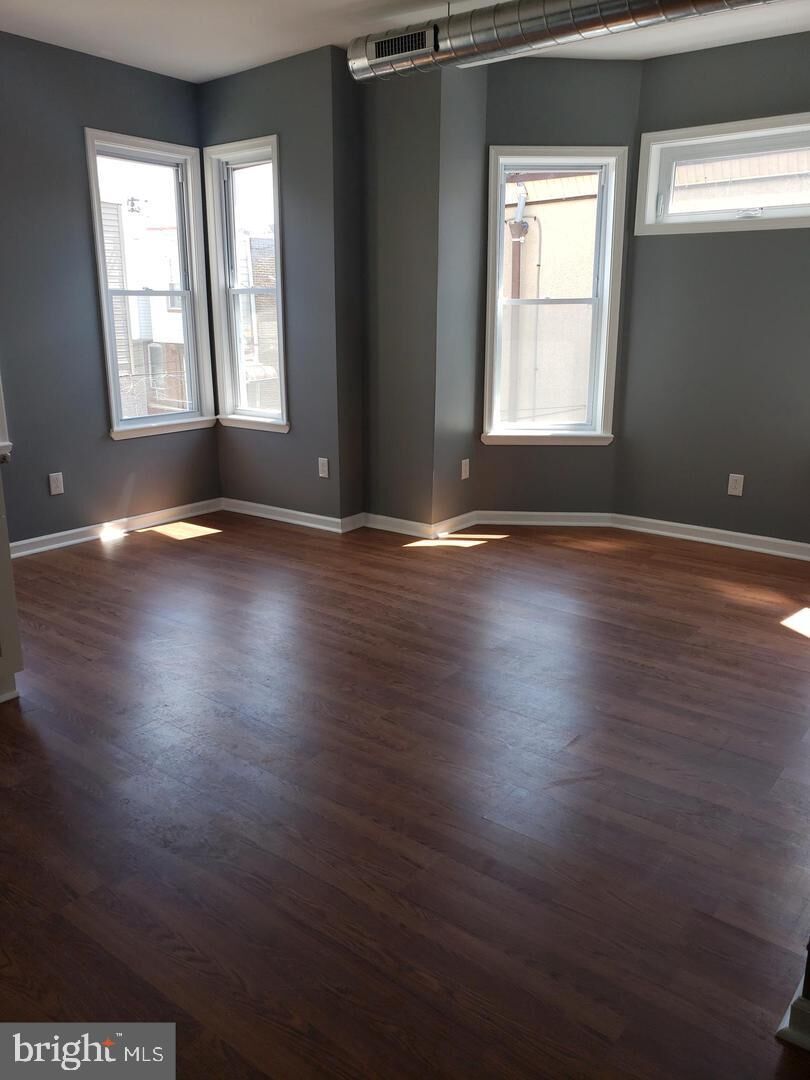 Property Photo:  811 N Preston Street  PA 19104 