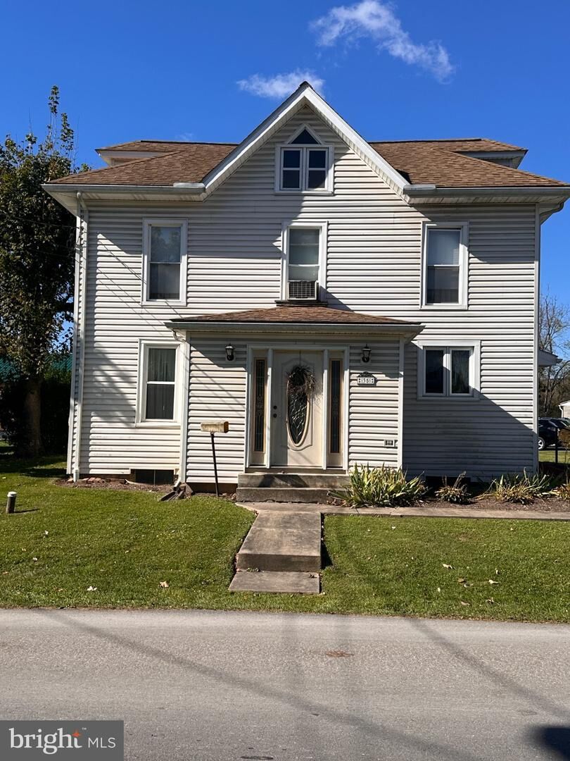 Property Photo: 35 Woodlawn Avenue PA 17063