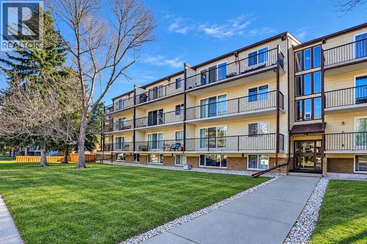 Property Photo: 635 56 Avenue Southwest AB T2V 0G9