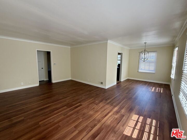 Property Photo: 1244 Smithwood Dr, Unit 1 CA 90035