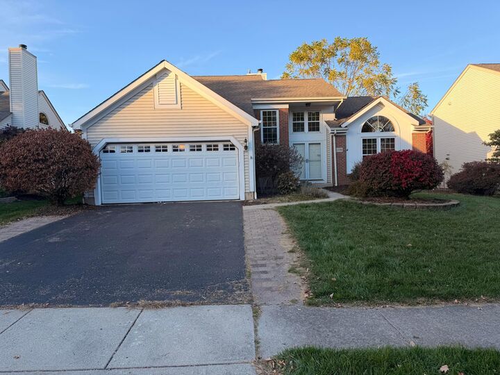 Property Photo:  1338 Pannelly Place  OH 43081 