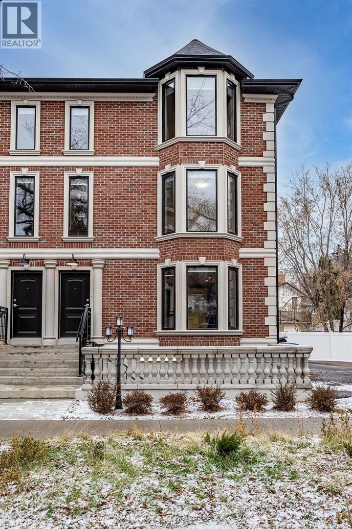 Property Photo:  1007 Osler Street  SK S7N 0T5 