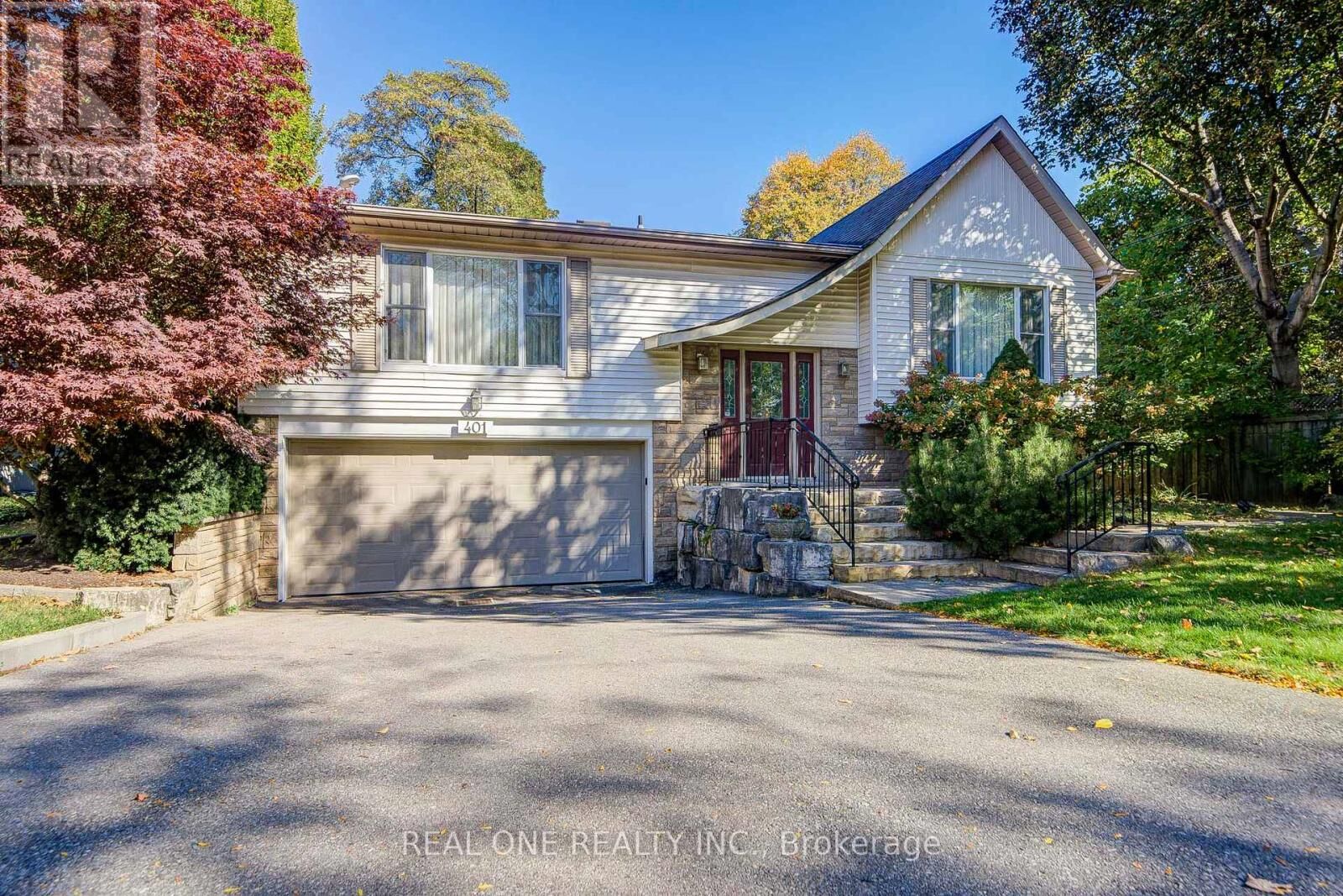 Property Photo:  401 Swinburne Road  ON L7N 3K6 