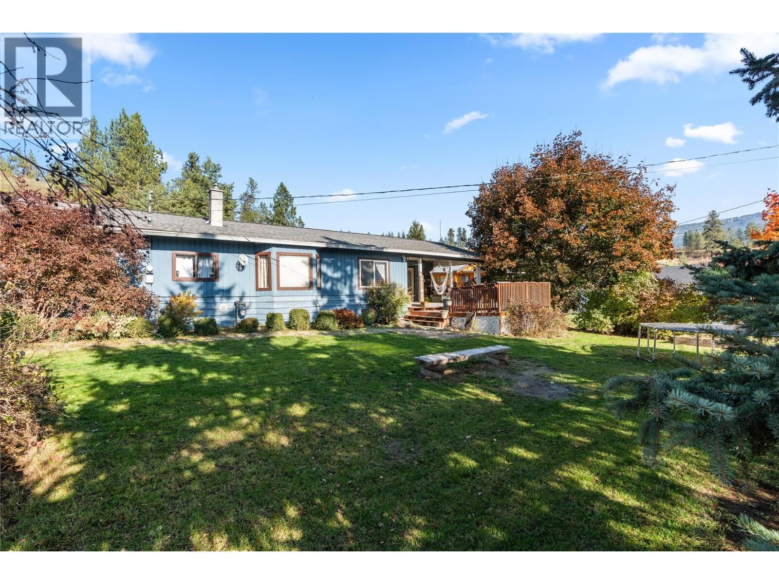 Property Photo: 4538 Lansdowne Road BC V0E 1B3