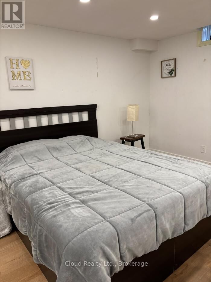 Property Photo:  12 Scribner Court  ON L6Z 2N1 