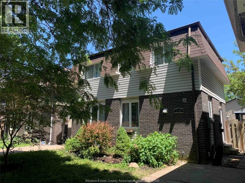Property Photo:  1340 Cottage Place  ON N8S 4H7 