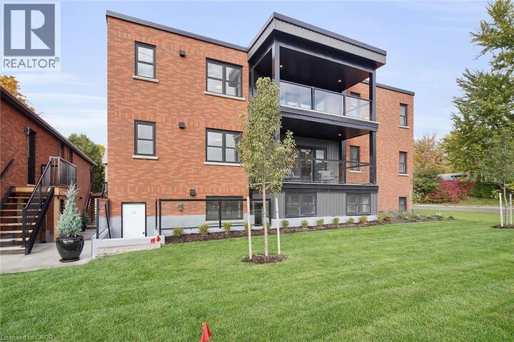 Property Photo:  74 Church Street 3  ON N5A 1B3 