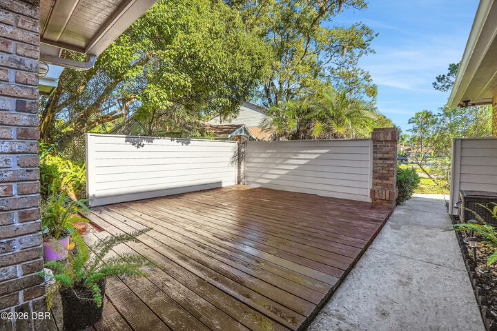 Property Photo: 548 Brown Pelican Drive FL 32119