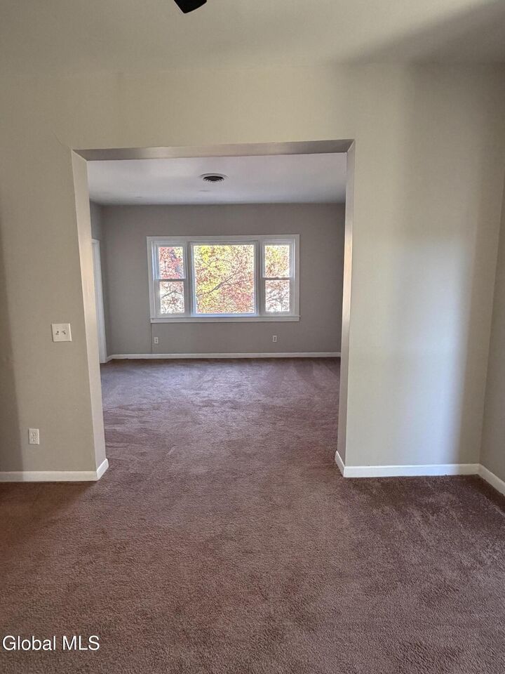 Property Photo:  9 Ball Place Place 2nd Floor  NY 12189 