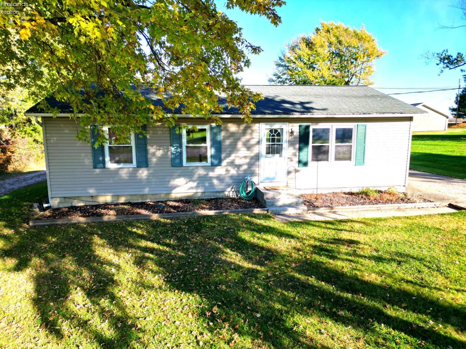Property Photo:  9218 SR 269  OH 44811 