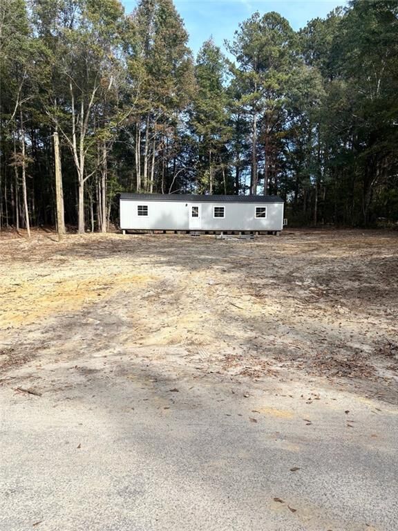 Property Photo: 515 Susan Drive GA 30180