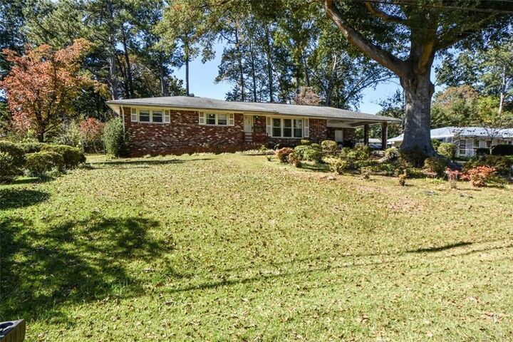 Property Photo:  4720 Garrett Drive SW  GA 30126 