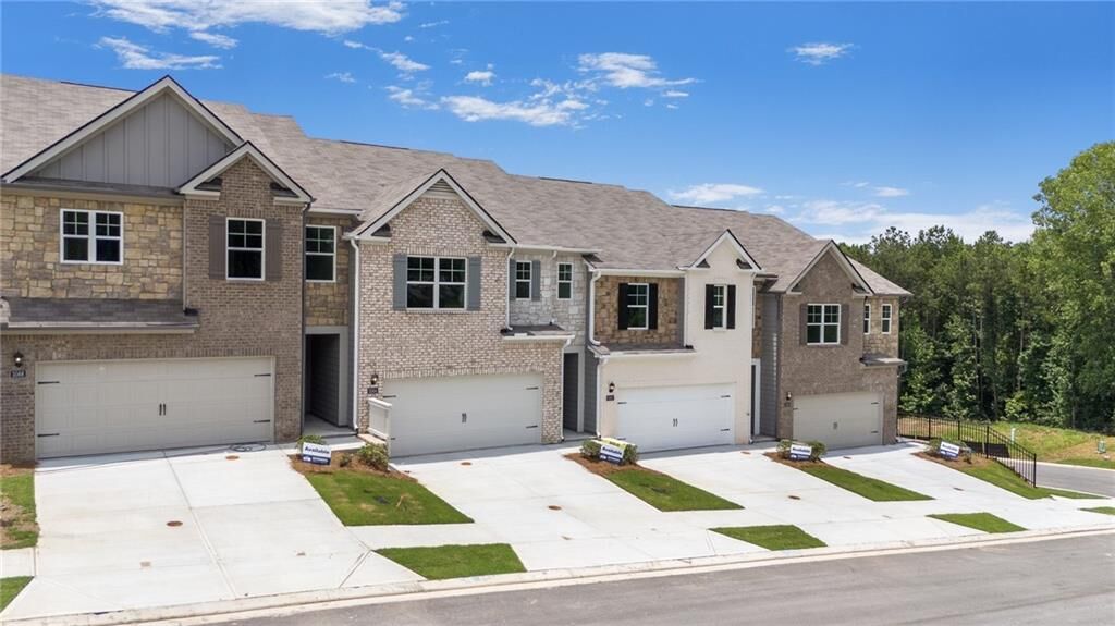 Property Photo: 3584 Rowlett Street GA 30034