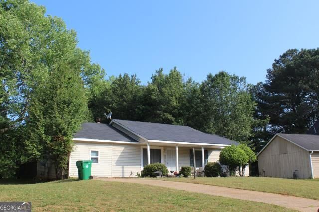 Property Photo:  922 Lake Drive Court  GA 30088 