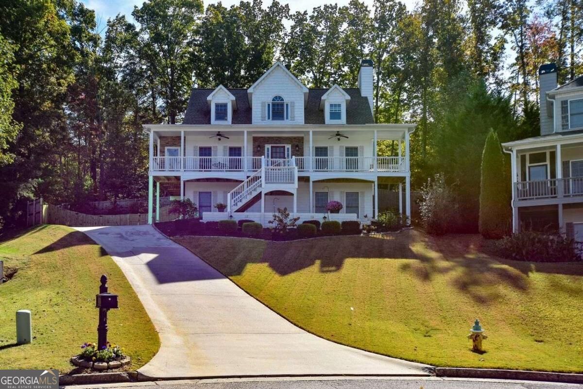 Property Photo:  416 Willow Court  GA 30153 