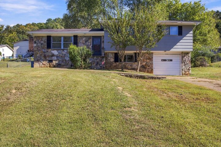 Property Photo:  6005 Hillcrest Drive  TN 37341 