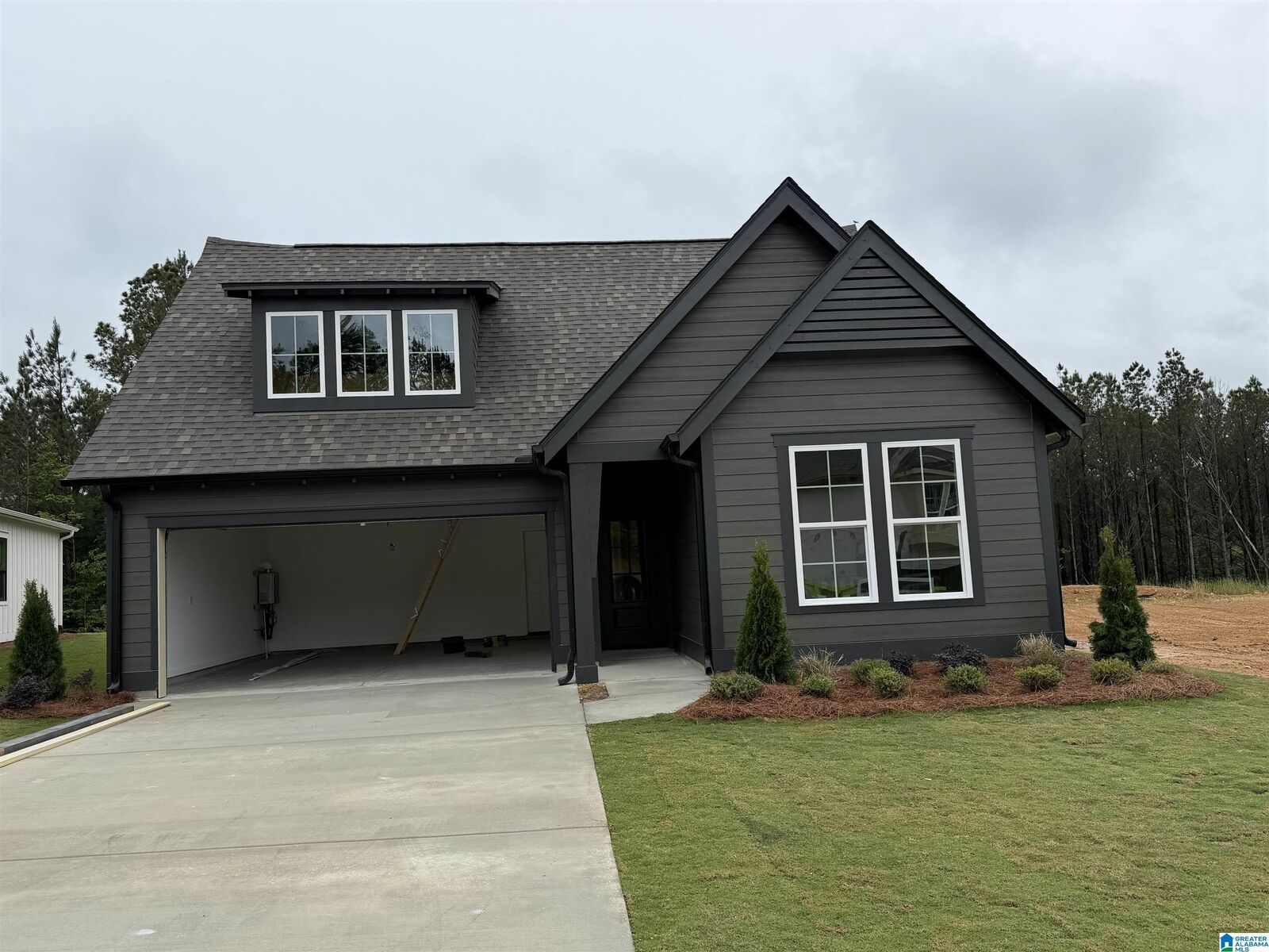 Property Photo:  4000 Chelsea Park Bend  AL 35043 
