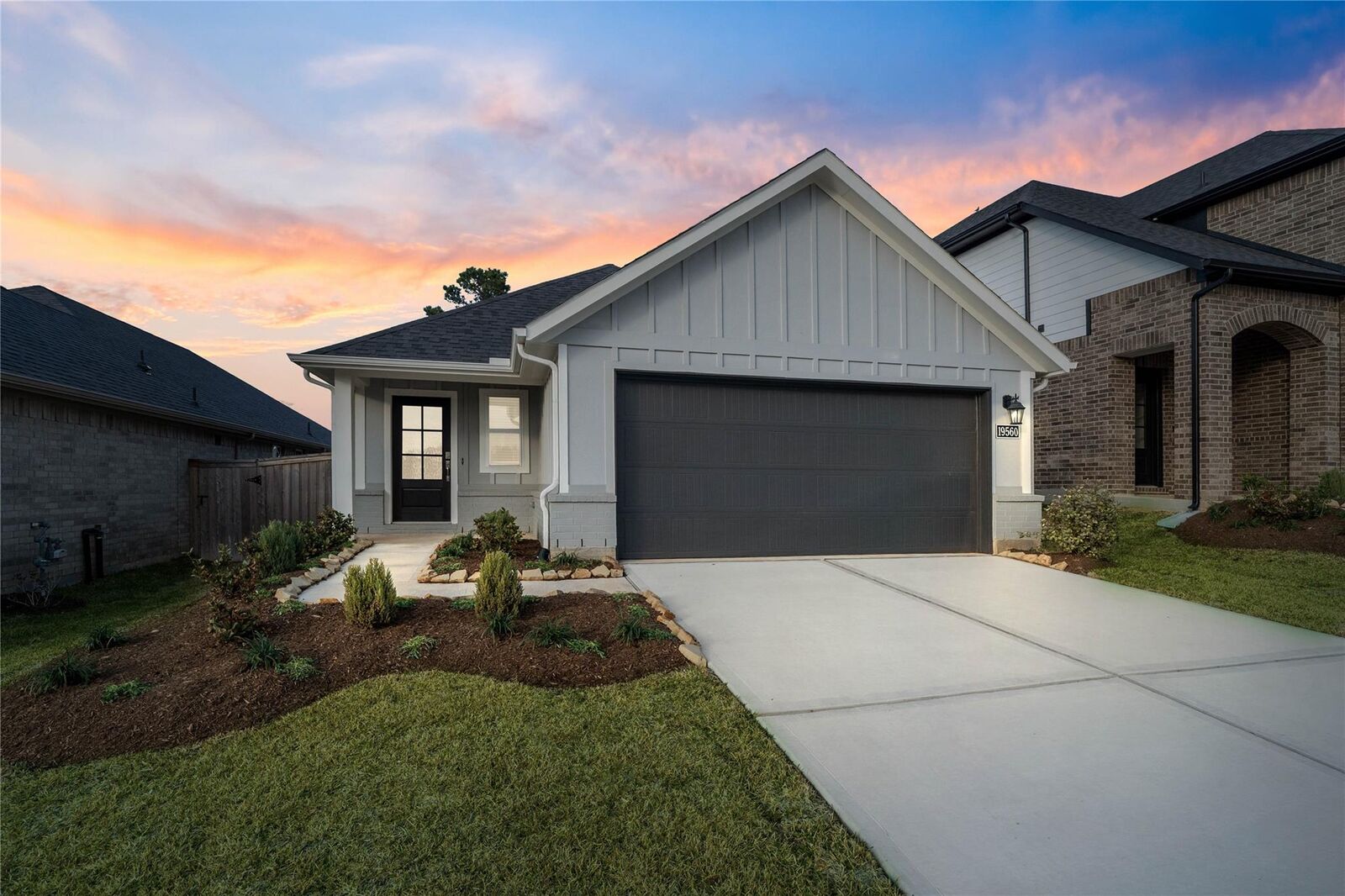 Property Photo:  19560 Stripe Hill Bend  TX 77316 
