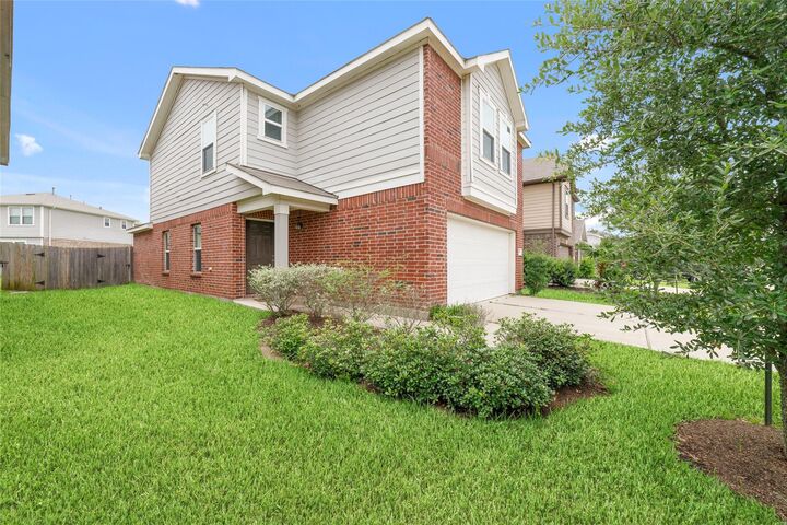 Property Photo:  5319 Rose Trellis Street  TX 77493 