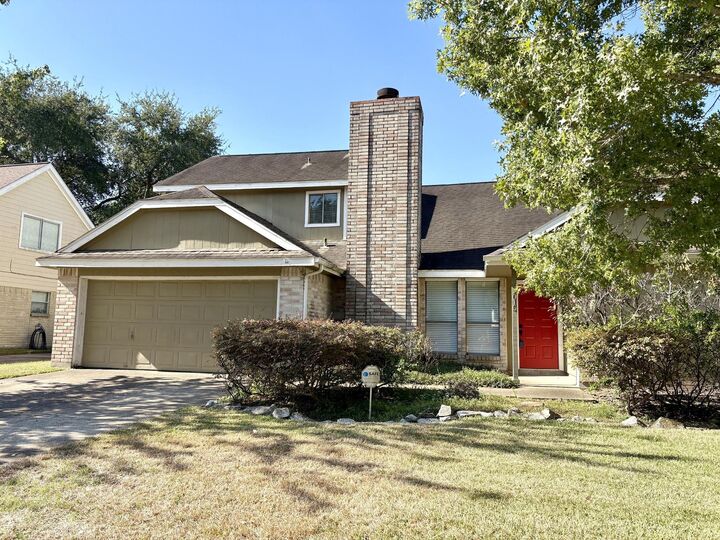 Property Photo: 1015 Sugarfield Court TX 77498