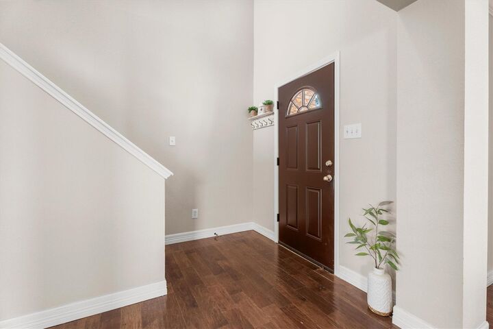 Property Photo: 5918 Stirring Winds Lane TX 77086