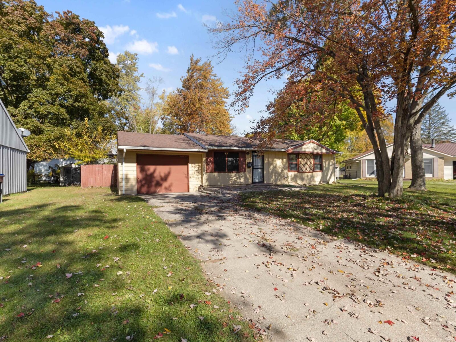 Property Photo:  1505 James Place  IN 46526 