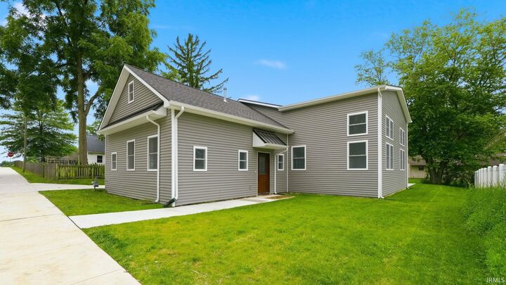 Property Photo: 13313 Illinois Street IN 46741